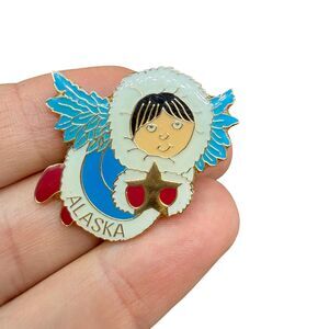 Alaska Angel Eskimo Holding Star Vintage Tack Pin